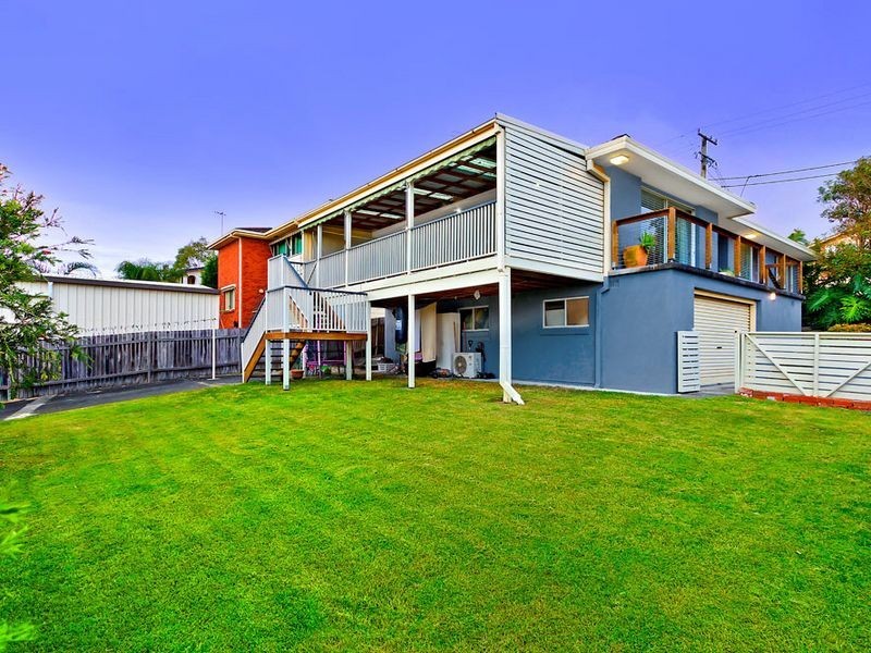 18 Margherita Ave, Bateau Bay NSW 2261