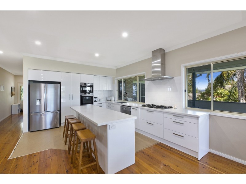 12 Battley Avenue, The Entrance NSW 2261