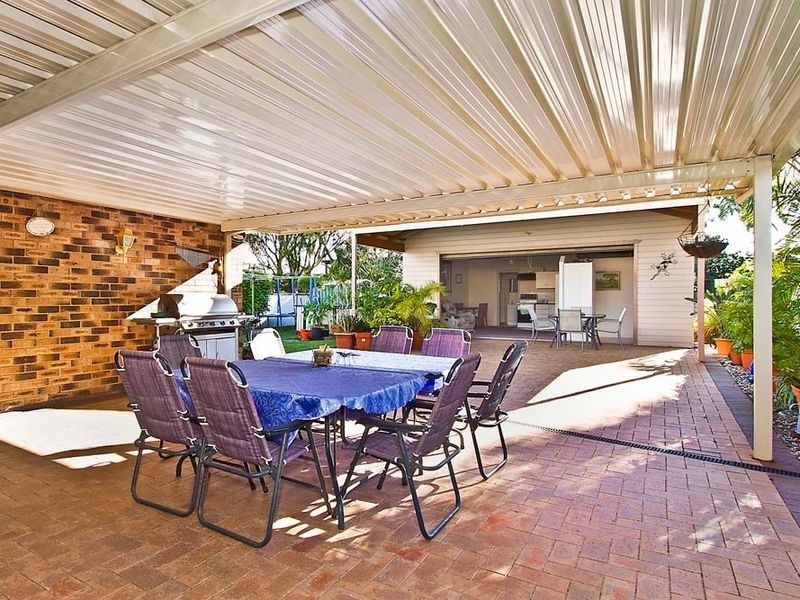 527 The Entrance Road, Bateau Bay NSW 2261