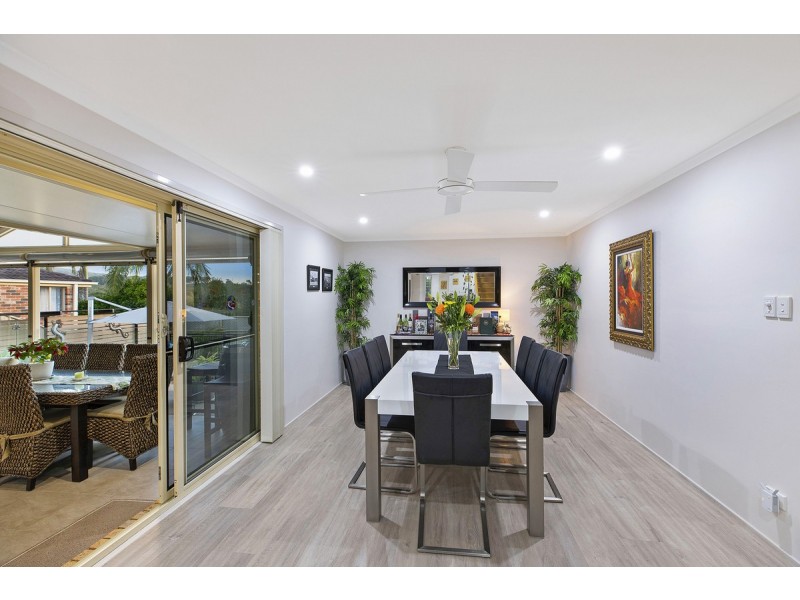 17 Bolton Street, Bateau Bay NSW 2261