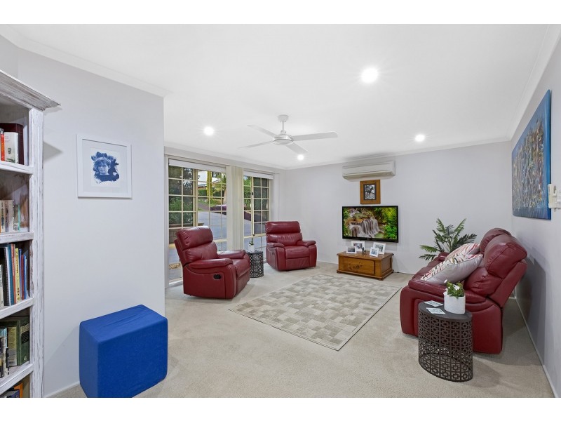 17 Bolton Street, Bateau Bay NSW 2261