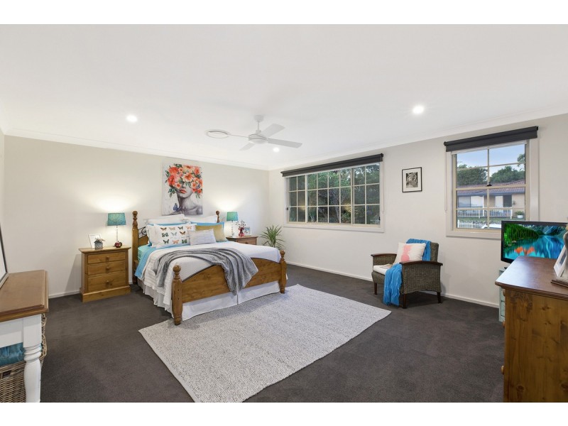 17 Bolton Street, Bateau Bay NSW 2261