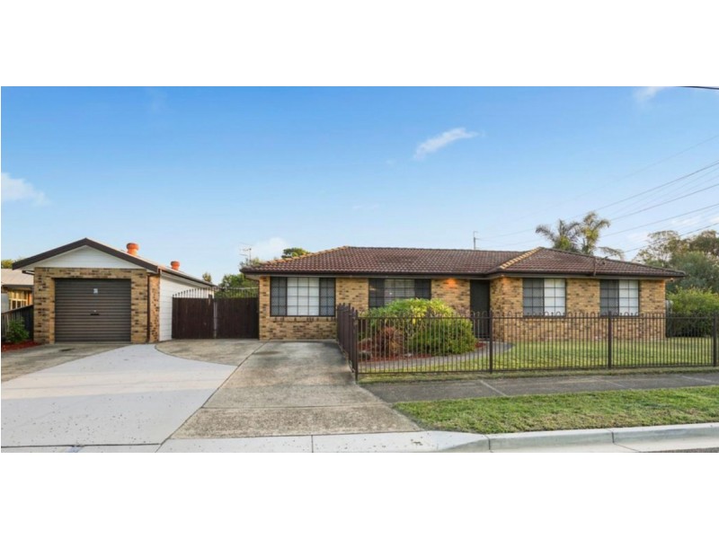 2 Cynthia Street, Bateau Bay NSW 2261