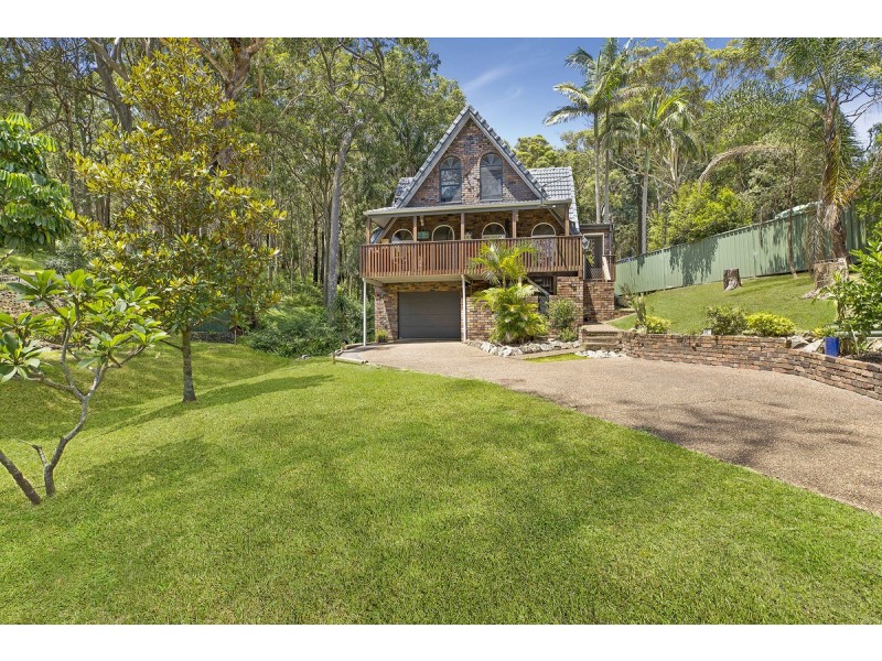 8 Kipling Drive, Bateau Bay NSW 2261