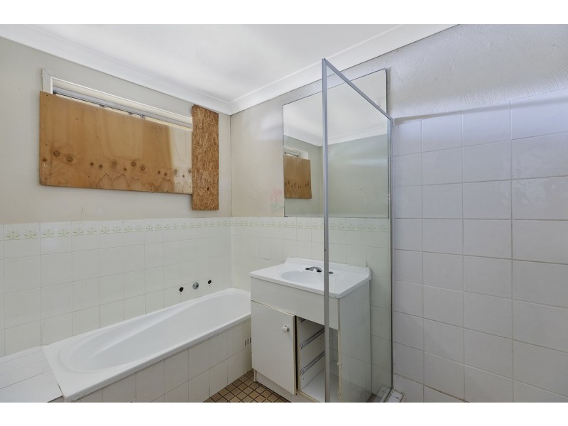 5-6 Faye Close, Bateau Bay NSW 2261