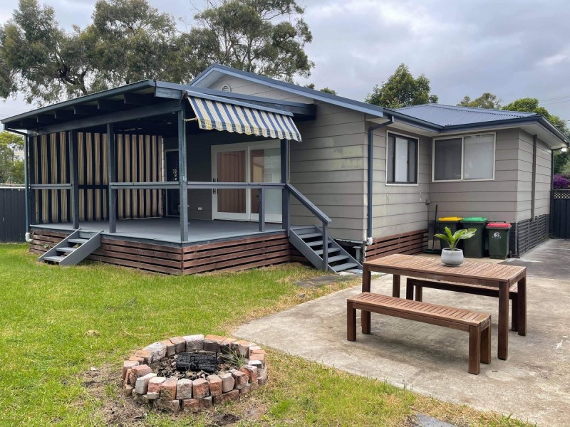 81 Kerry Crescent, Berkeley Vale NSW 2261