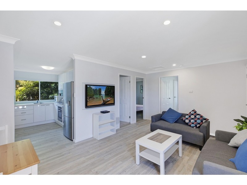 8/10-12 Bias Avenue, Bateau Bay NSW 2261