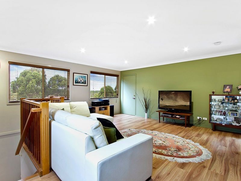 218 Cresthaven Avenue, Bateau Bay NSW 2261