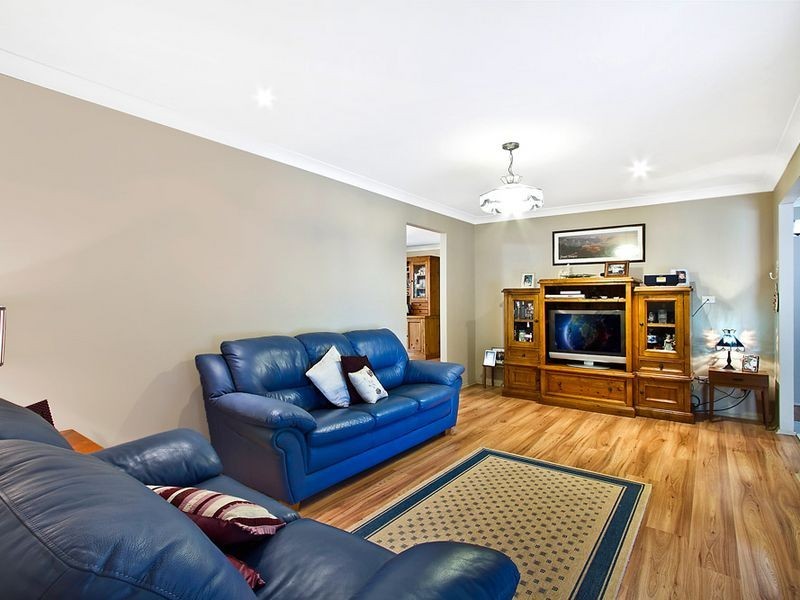 218 Cresthaven Avenue, Bateau Bay NSW 2261