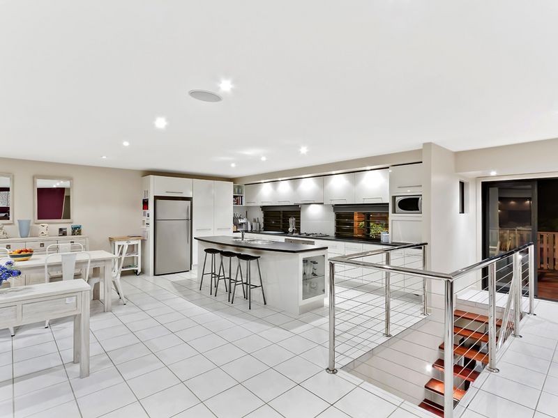 2 Patrick St, Bateau Bay NSW 2261