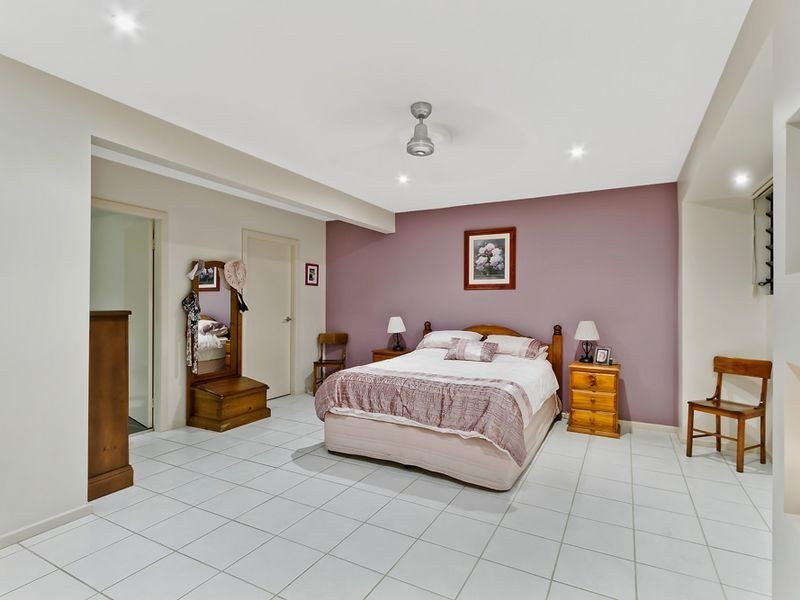 2 Patrick St, Bateau Bay NSW 2261