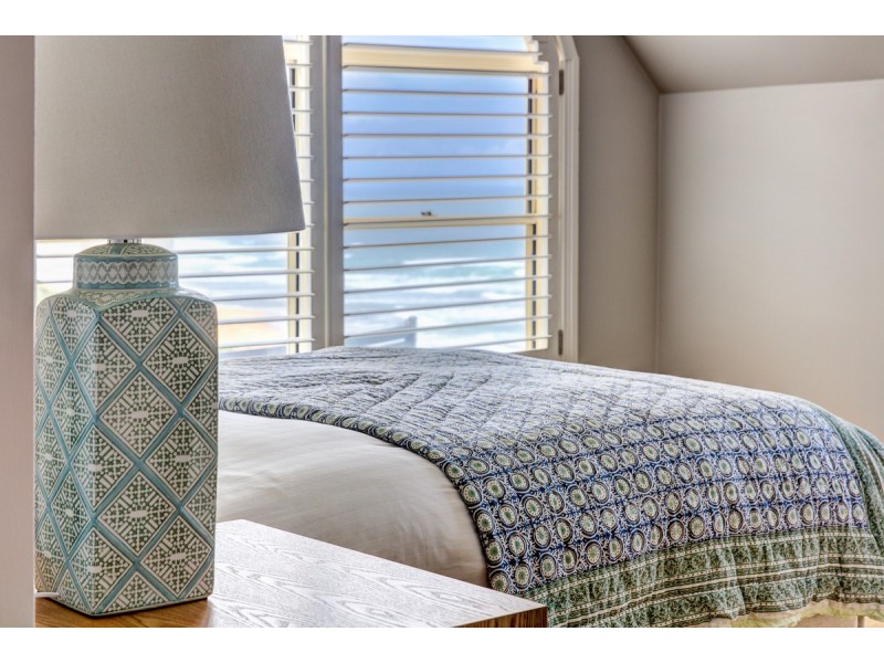 16 South Scenic Drive, Forresters Beach NSW 2260