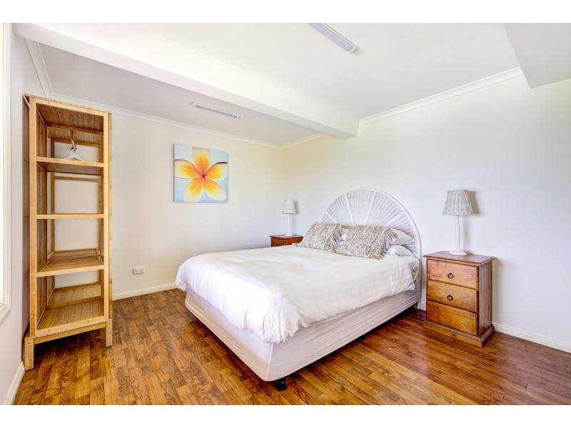 16 South Scenic Drive, Forresters Beach NSW 2260