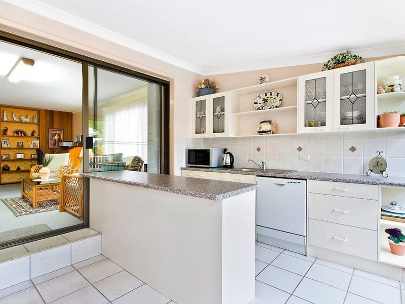 12 Bosun Close, Bateau Bay NSW 2261