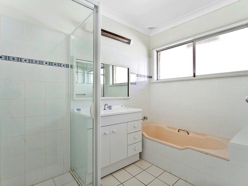 54 Rickard Street, Bateau Bay NSW 2261