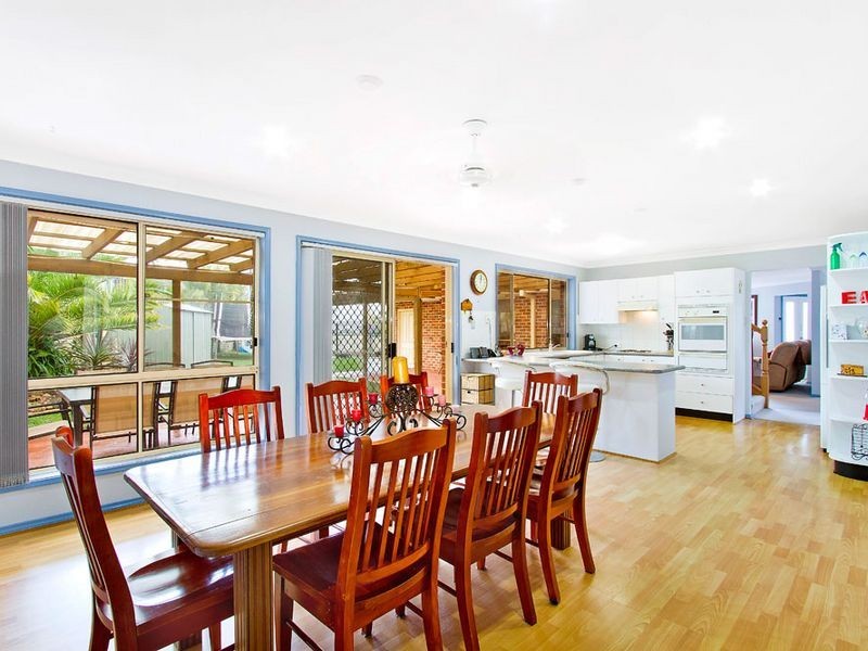 36 Lancaster Parade, Bateau Bay NSW 2261