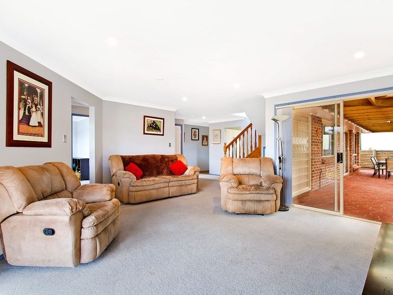 36 Lancaster Parade, Bateau Bay NSW 2261