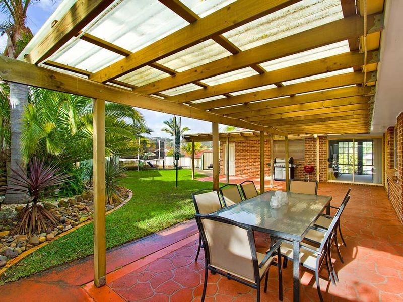 36 Lancaster Parade, Bateau Bay NSW 2261