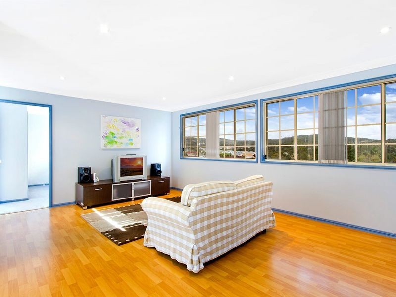 36 Lancaster Parade, Bateau Bay NSW 2261