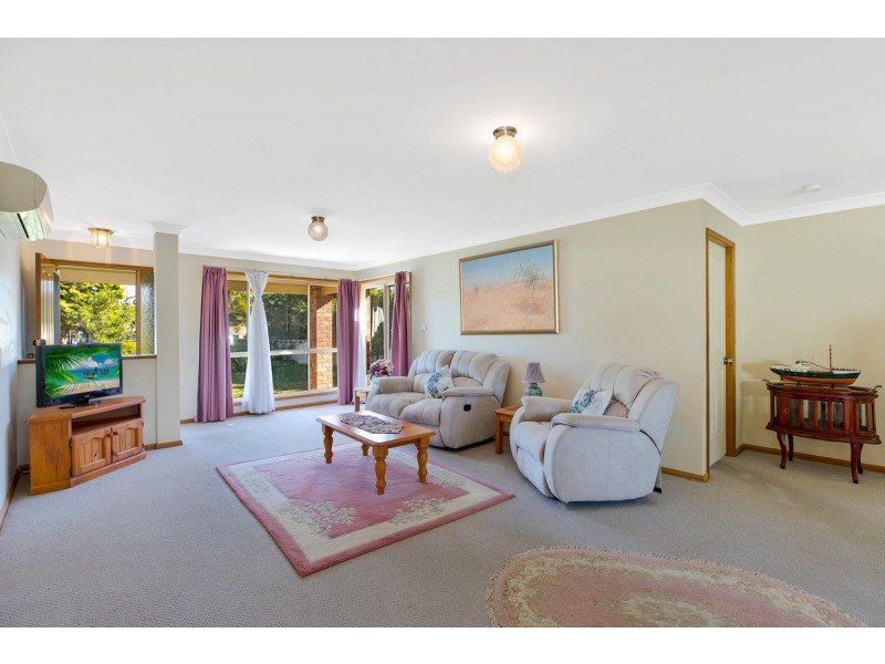 6 Werona Place, Bateau Bay NSW 2261