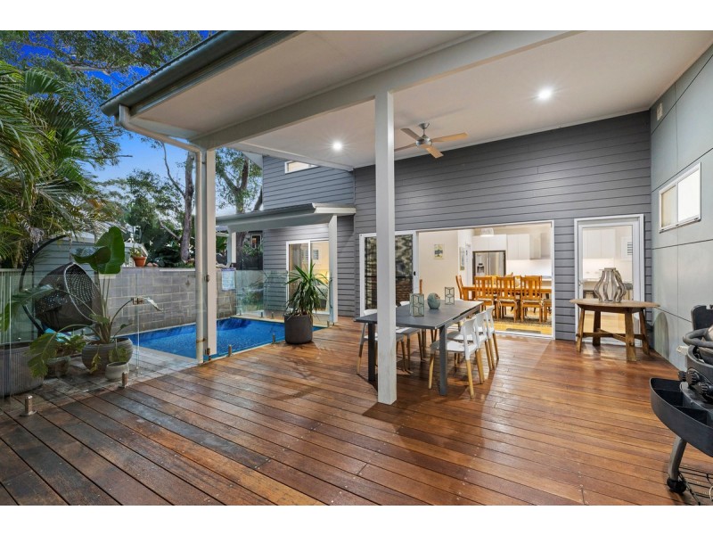 19 Bateau Bay Road, Bateau Bay NSW 2261