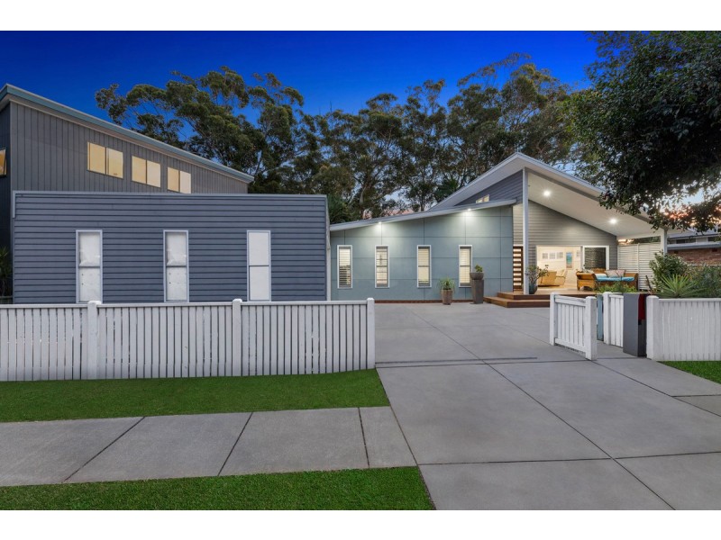19 Bateau Bay Road, Bateau Bay NSW 2261