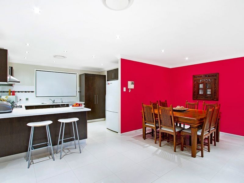 41 Bataan Cct, Bateau Bay NSW 2261