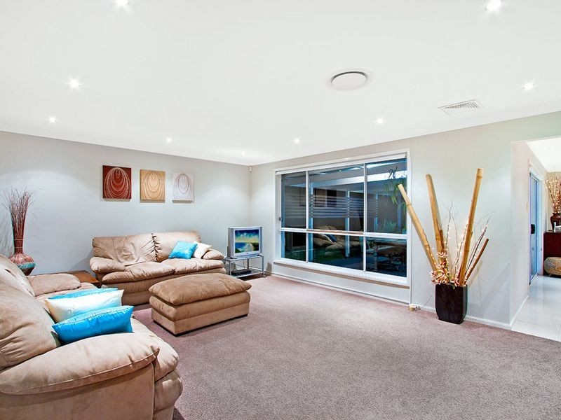 41 Bataan Cct, Bateau Bay NSW 2261