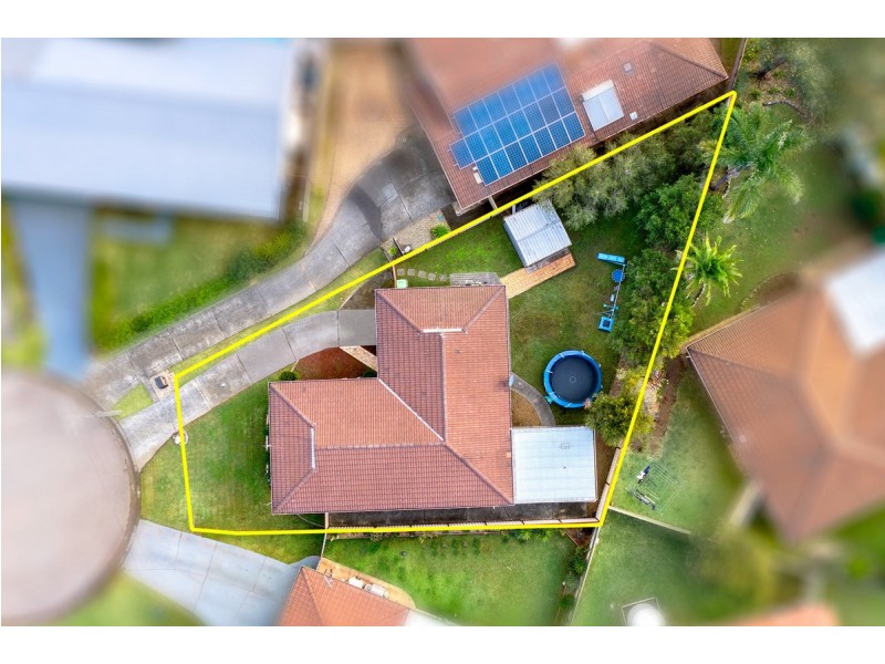 8 Charlotte Close, Bateau Bay NSW 2261