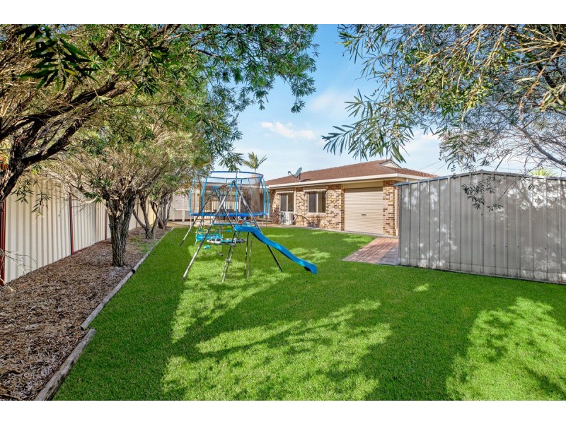 8 Charlotte Close, Bateau Bay NSW 2261