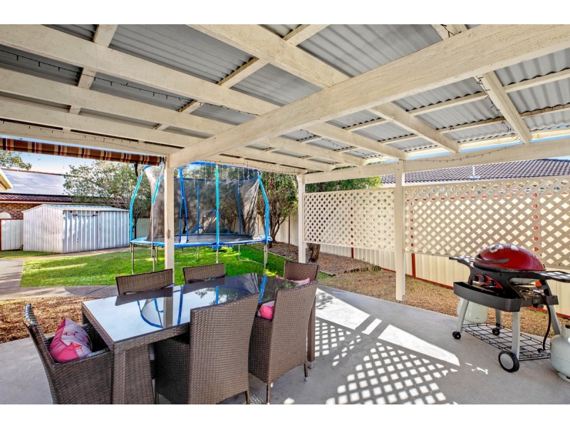 8 Charlotte Close, Bateau Bay NSW 2261