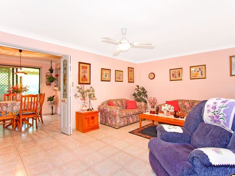 6 Zora Place, Bateau Bay NSW 2261