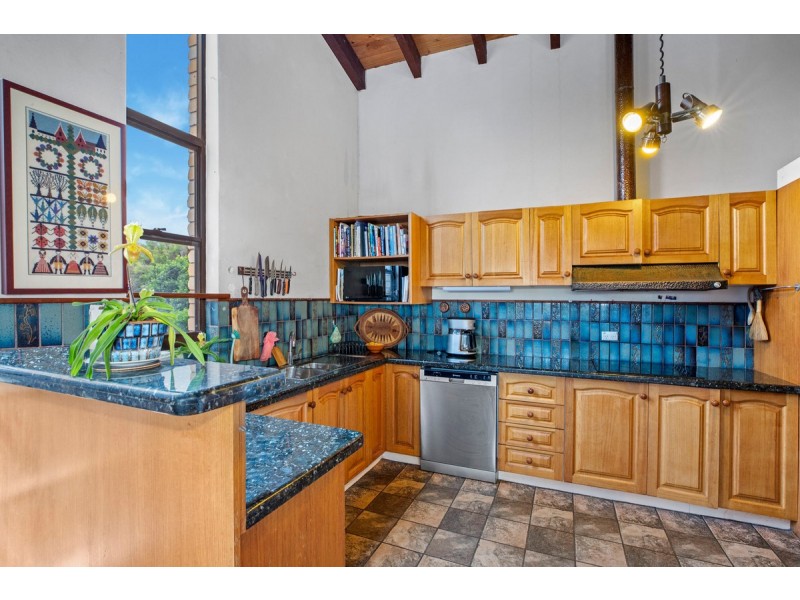 41 Kipling Drive, Bateau Bay NSW 2261