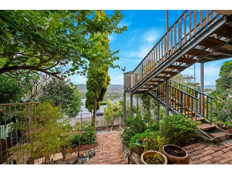 41 Kipling Drive, Bateau Bay NSW 2261