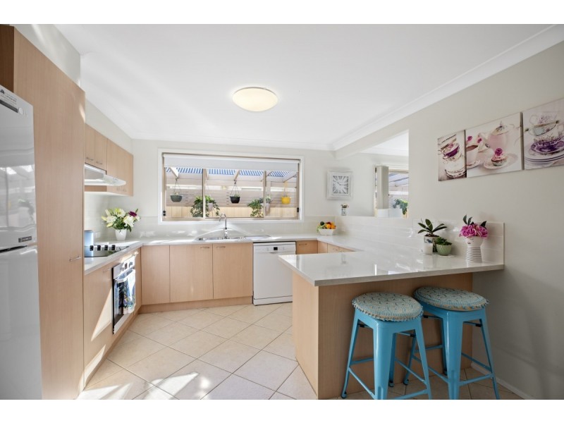 47 Sierra Avenue, Bateau Bay NSW 2261