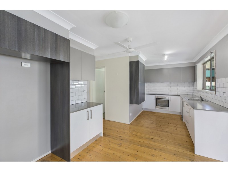 28 Marlowe Road, Bateau Bay NSW 2261