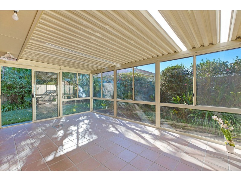 6 Werona Place, Bateau Bay NSW 2261