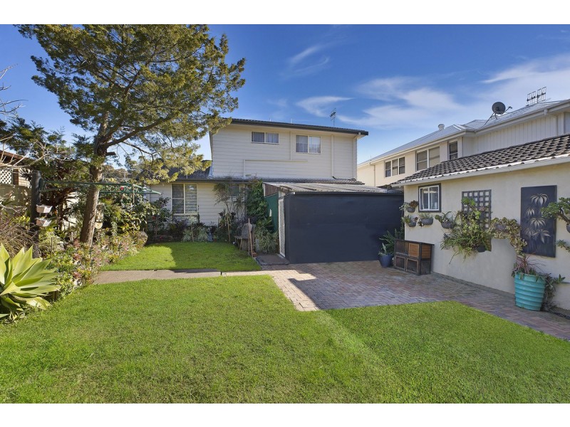 53 Sierra Avenue, Bateau Bay NSW 2261