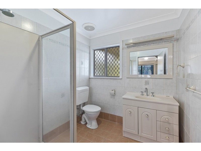 5 Northview Drive, Bateau Bay NSW 2261