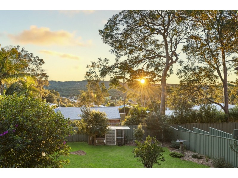 5 Northview Drive, Bateau Bay NSW 2261
