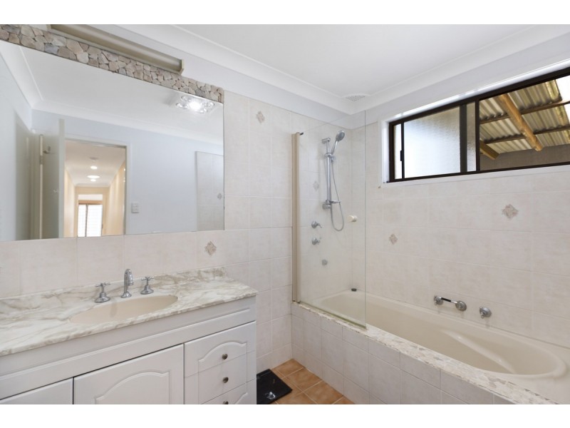 21 Bushlands Avenue, Killarney Vale NSW 2261