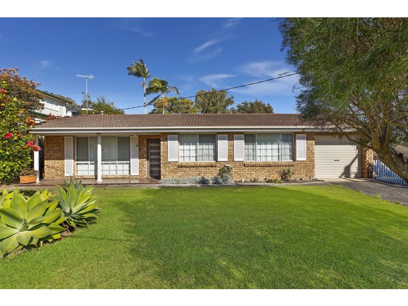 2 Ulmarra Road, Forresters Beach NSW 2260