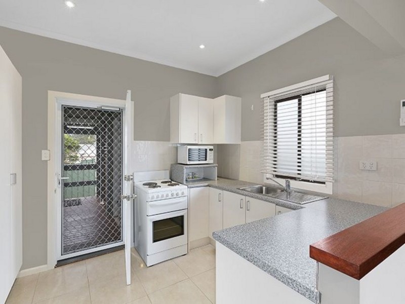 558 The Entrance Road, Bateau Bay NSW 2261