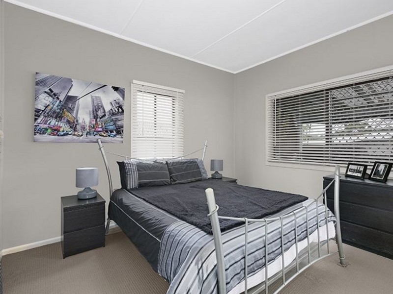 558 The Entrance Road, Bateau Bay NSW 2261