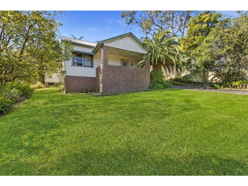 8 Hargrave Street, Wyong NSW 2259