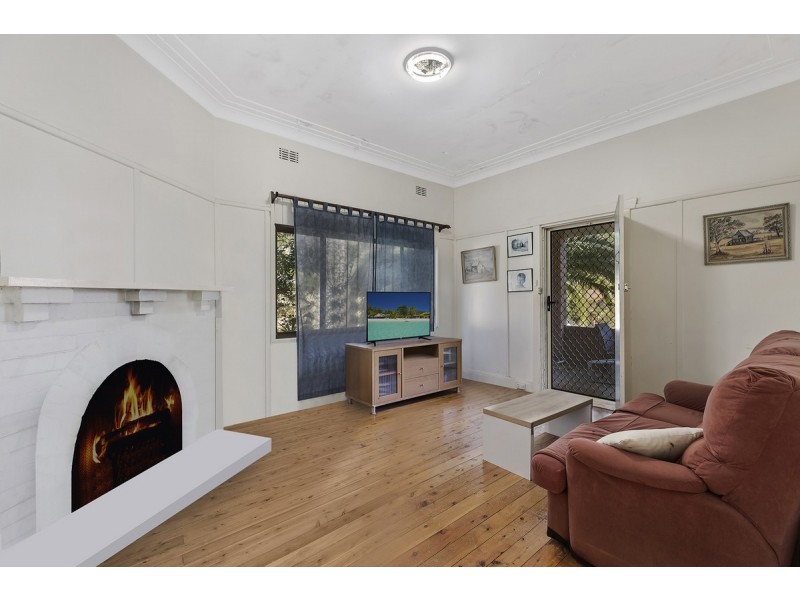 8 Hargrave Street, Wyong NSW 2259