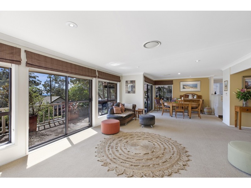 13 Burrawong Street, Bateau Bay NSW 2261