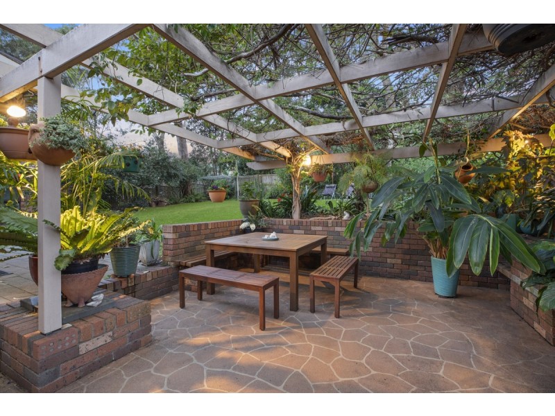 13 Burrawong Street, Bateau Bay NSW 2261