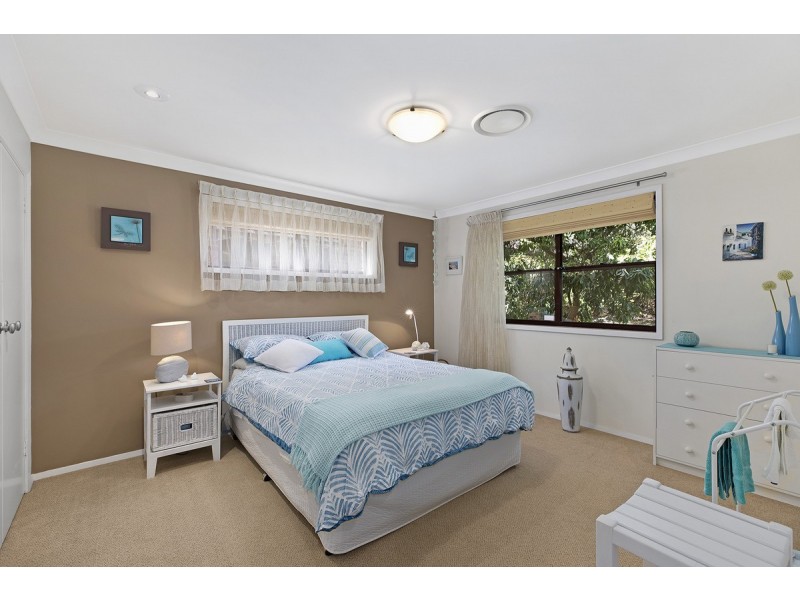 13 Burrawong Street, Bateau Bay NSW 2261