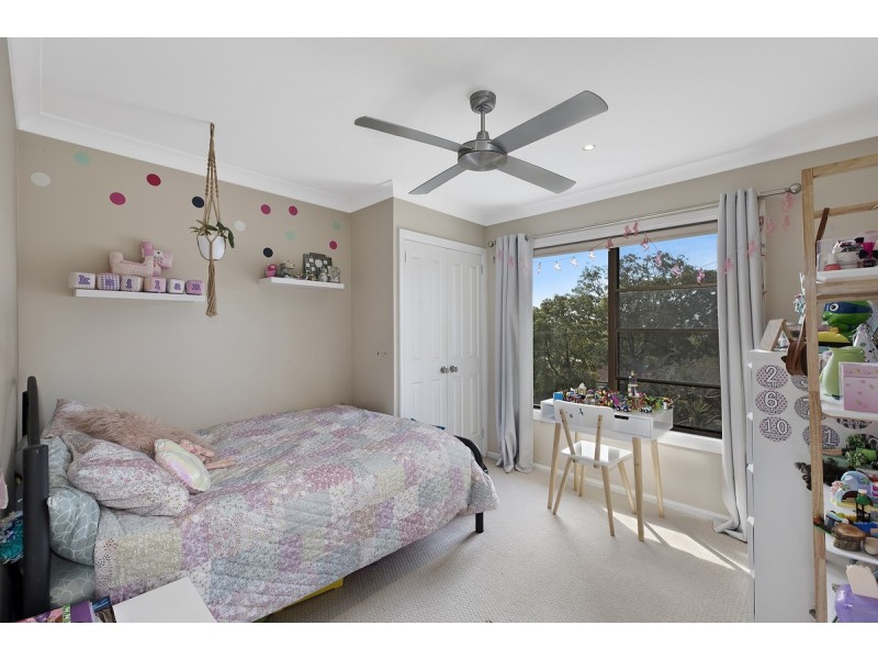 19 Barry Street, Bateau Bay NSW 2261